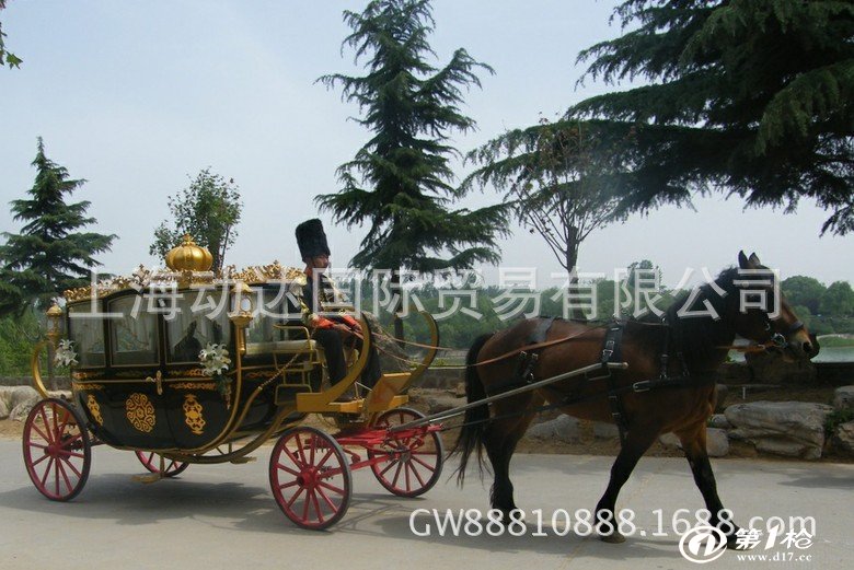 供应豪华型经典皇家马车,欧式婚庆马车,旅游会展马车