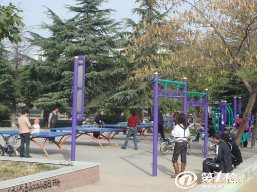 重庆运动器材批发,社区健身设施定做:户外双人