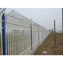 建涛丝网护栏锌钢护栏网用的是什么材料