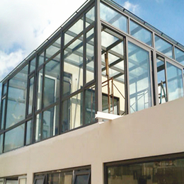 彩尼斯门窗 定制生产合金平顶阳光房 景区时尚玻璃房