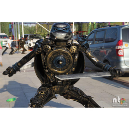 供应钢雕艺术作品钢雕机器人机械装修变形金刚钢雕英雄联盟艺术