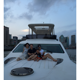 上海私人游艇租赁航伽游艇*奢华的私人定制