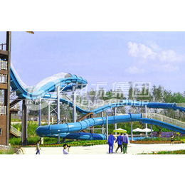 广州潮流厂家定制水上设备天津欢乐海魔方乐园水上飞龙滑梯设备