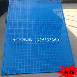 新型金属建筑防护网爬架网安平丰泰果断出击*空白