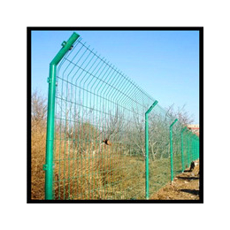 河北厂家供应铁路护栏网 边框护栏网 绿色围栏网