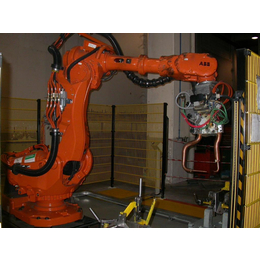 枣庄发那科点焊机器人公司-搬运机器人多少钱哪家好
