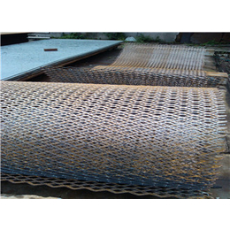 厂家供应 钢板网护栏网 菱形孔护栏网 防眩网