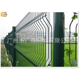 厂家批发供应三折弯护栏网 道路中间护栏网 铁丝护栏网