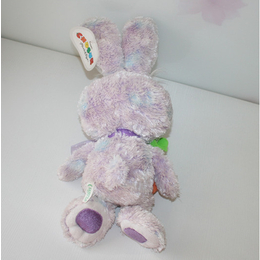 广州龙郡发厂家批发定制抱萝卜的兔子毛绒公仔玩具