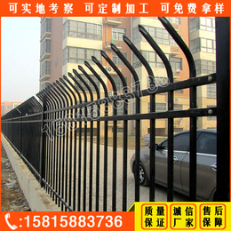 惠州工厂围栏定做 小区围墙栏杆常用款式 惠州锌钢护栏现货促销