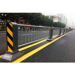 道路护栏哪家好|苏州道路护栏|  江苏华胜金属(查看)