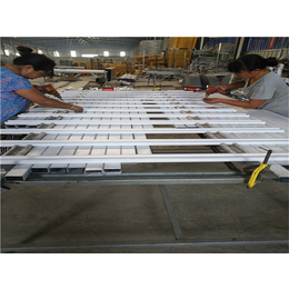 PVC护栏材料1|PVC护栏|河北金润丝网制品有限公司