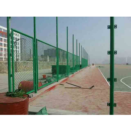 足球场围栏,威友丝网,足球场围栏用途