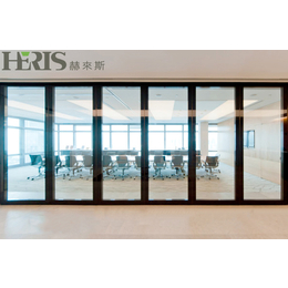 办公室选用广州赫来斯玻璃隔断的好处