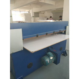 划算的珍珠棉冲床机-惠州珍珠棉冲床机-万信机械保修一年