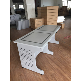 博奥(图)|翻板式电教室电脑桌|金昌电教室电脑桌