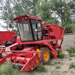 民耀青储机厂家出售玉米秸秆揉丝青贮机 自走式粉碎还田机