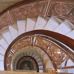 黑龙江玫瑰金铝板镂空雕刻花纹整体旋转楼梯护栏定制