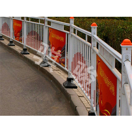 交通隔离护栏批发价格-骐骏围栏(在线咨询)-宁夏交通隔离护栏