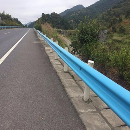青川公路护栏、郫县波形护栏生产中心、公路护栏单价