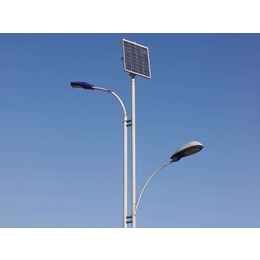 6米太阳能路灯价格多少_东龙新能源公司_6米太阳能路灯