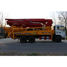 臂架泵车-搅拌臂架泵车-中国农建机械(****商家)