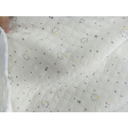 广东针织休闲运动布料品牌童装尾单纯棉针织天丝夹丝棉布料