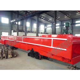 梭式矿车梭式矿车是一种用于隧道的运输贮存设备