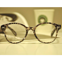 眼镜店加盟-验光配镜(在线咨询)-鹰潭眼镜