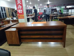 办公桌生产厂家-河南办公桌-威鸿办公家具(图)