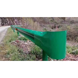 陕西榆林波形护栏规格喷塑绿色波形护栏景区防撞护栏