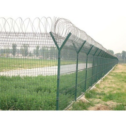威海机场防护网、河北宝潭护栏(在线咨询)、去哪批发机场防护网