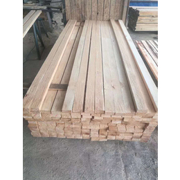 博胜木材-辐射松建筑木方多少钱一立方