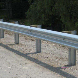 武威高速防护栏-锦泽护栏-高速防护栏规格