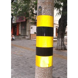 浙江生产交通反光膜工程级广告级反光膜 电线杆警示带