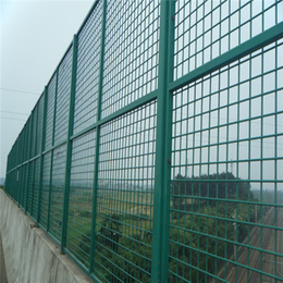 订做锌钢道路护栏、武义锌钢道路护栏、钰坤质量立足市场(查看)