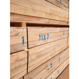 创亿木材(在线咨询),辐射松建筑木材,辐射松建筑木材批发厂家