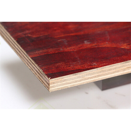 红模板供应,优逸木业,青岛红模板