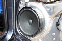 在升级音响过程中，加装喇叭防水罩有什么好处？