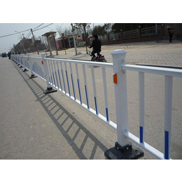 大庆市政道路护栏|豪日丝网|市政道路护栏加工