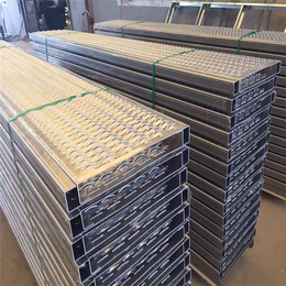 镀铝锌穿孔压型钢板选择多孔型多、润吉、镀铝锌穿孔压型钢板