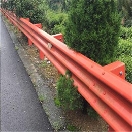 乐山高速公路防护栏-波形护栏厂镀锌加工(图)