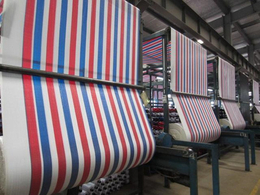 工地彩条布围挡-润丰达塑料制品-烟台工地彩条布