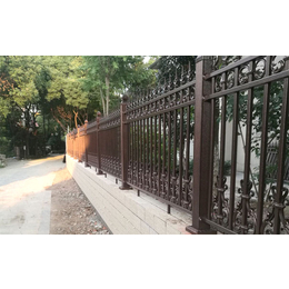 安全铝艺围栏|扬州铝艺围栏| 鸿盈金属定做(查看)