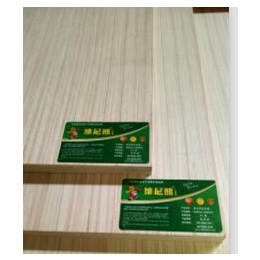 超平桉木芯生态板价格 柳桉衣柜板公司 18里