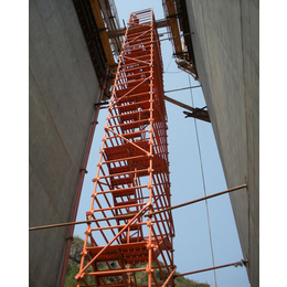 供应泽晟75型框架式安全可靠 安装简单灵活施工安全爬梯