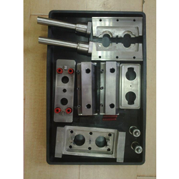 塑胶模具制作工艺_泰州塑胶模具_立益塑胶(查看)