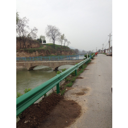高速公路防撞护栏-聊城川启达通护栏公司-高速公路防撞护栏安装
