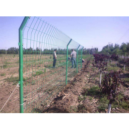 隔离网围栏-乌海网围栏-铁丝网围栏厂家(多图)