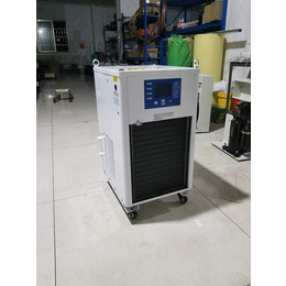 玉溪油冷却机,冰利制冷*,水冷式油冷却机